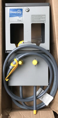 04379 DUO J FILL DISPENSER DIVERSY